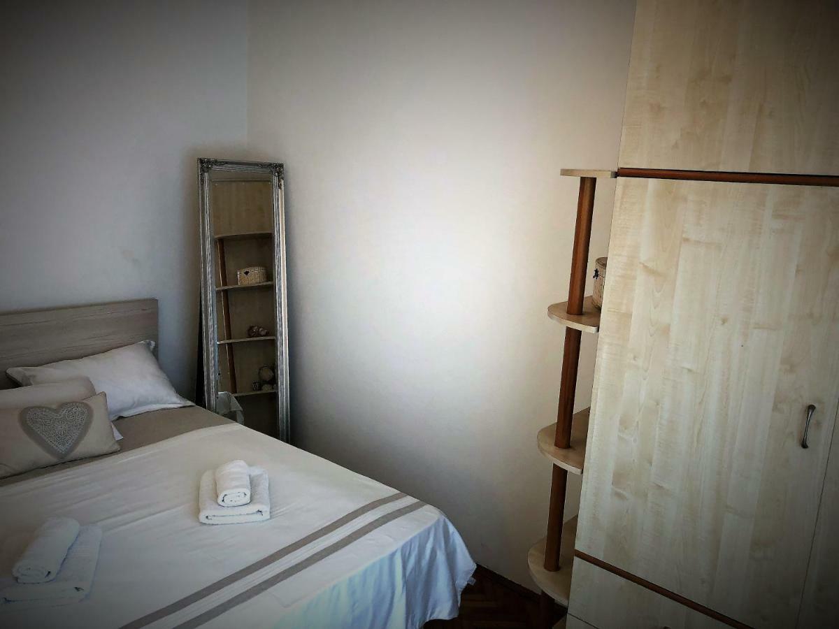 Ilija Apartment *